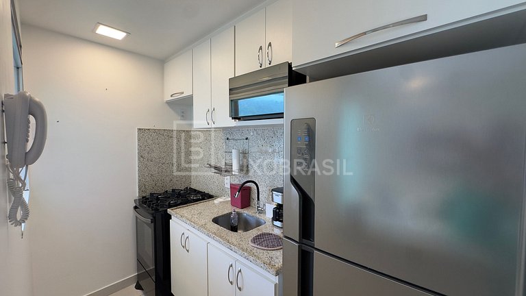 LB - RJ14 Conforto e Vista para o Mar: Flat de 51 m² no Barr