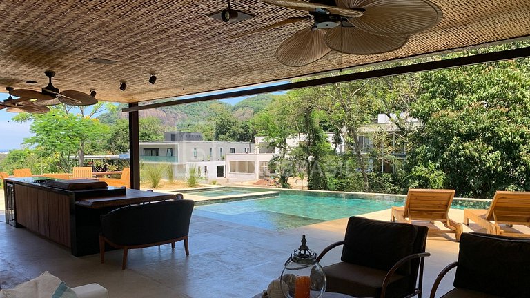 LB - RJ83 Luxurious House with Stunning View in Itanhangá