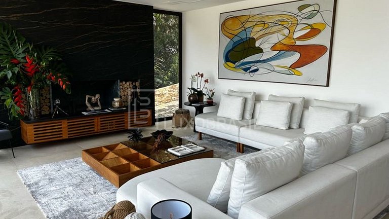 LB - RJ83 Luxurious House with Stunning View in Itanhangá