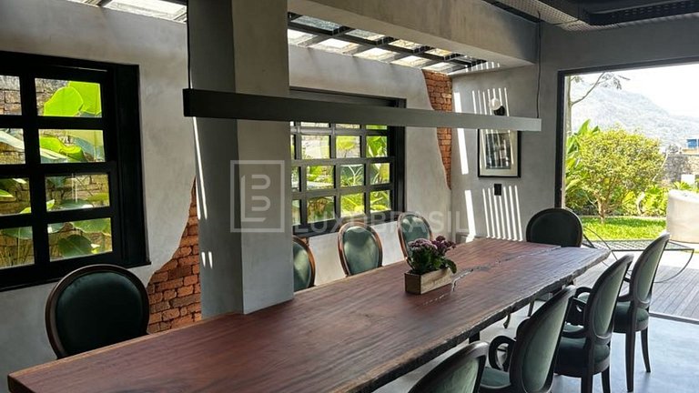 LB - RJ83 Luxurious House with Stunning View in Itanhangá
