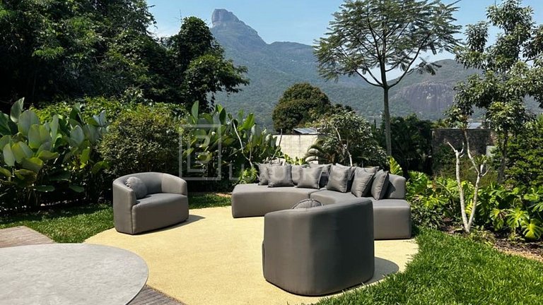 Residência de Luxo Itanhangá – Piscina e Vista Panorâmica