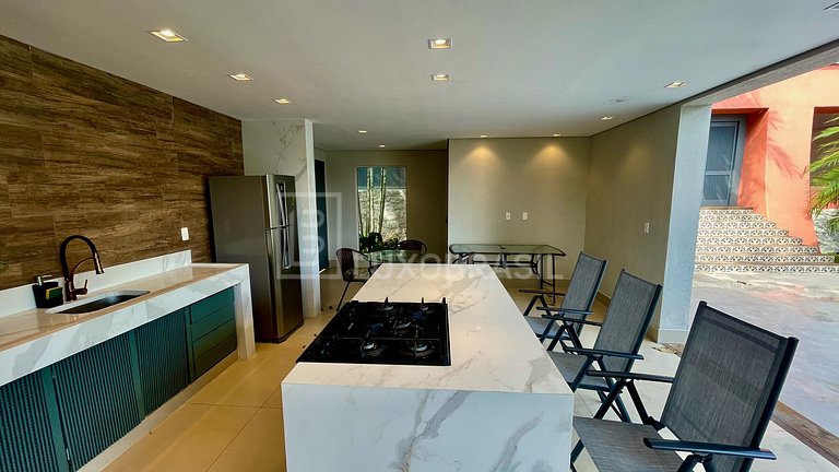 LB - RJ832 Cinematic House with 9 Suites – Long-Term Rental