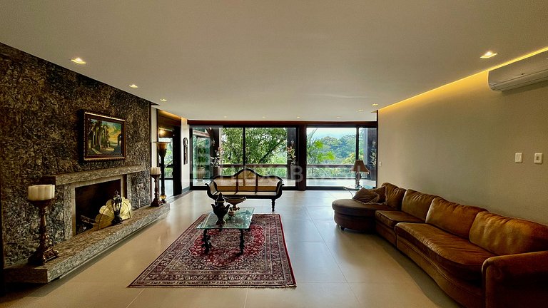 LB - RJ832 Cinematic House with 9 Suites – Long-Term Rental