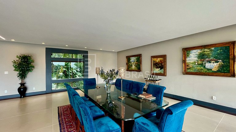 LB - RJ832 Cinematic 9-Suite Residence for Sale - Itanhangá