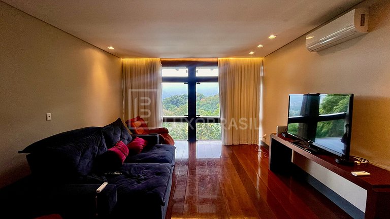 LB - RJ832 Cinematic 9-Suite Residence for Sale - Itanhangá