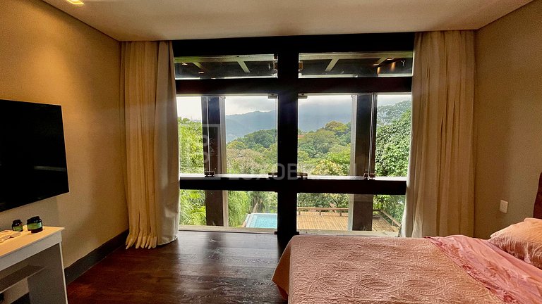 LB - RJ832 Cinematic House with 9 Suites – Long-Term Rental