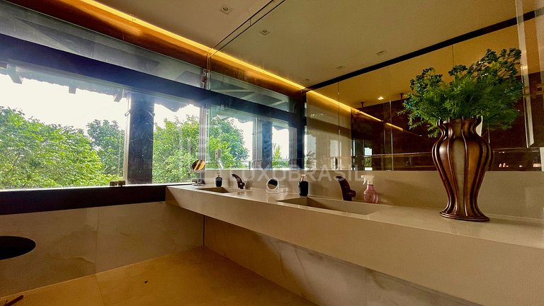 LB - RJ832 Cinematic House with 9 Suites – Long-Term Rental