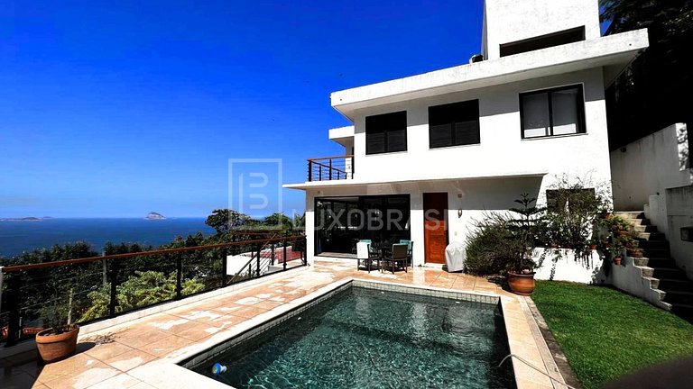 LB #RJ88 Exclusive House in Joá with Breathtaking View of Pe