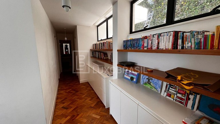 LB #RJ88 Exclusive House in Joá with Breathtaking View of Pe