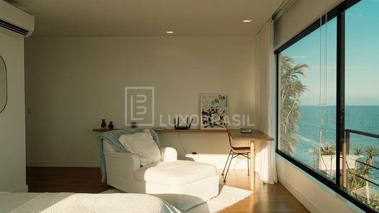 LUXOBRASIL #RJ720 Mansión Joie Joá 04 Dormitorios, 03 Suites