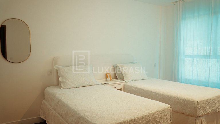 LUXOBRASIL #RJ720 Mansión Joie Joá 04 Dormitorios, 03 Suites