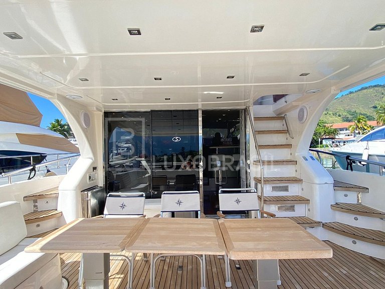 Luxo Brasil | Schaefer 620: Style and exclusivity at sea for