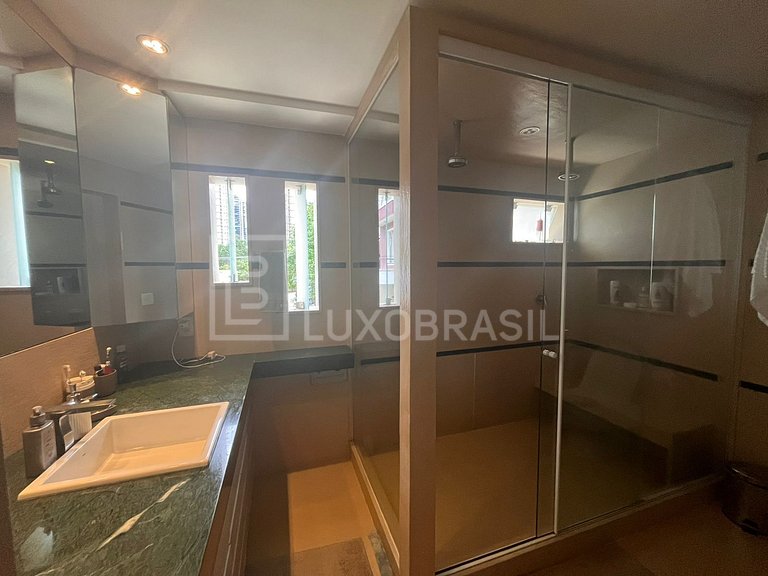 LuxoBrasil #RJ123 Refúgio exclusivo no Condomínio Vivendas d