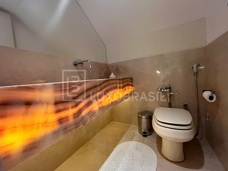LuxoBrasil #RJ123 Refúgio exclusivo no Condomínio Vivendas d