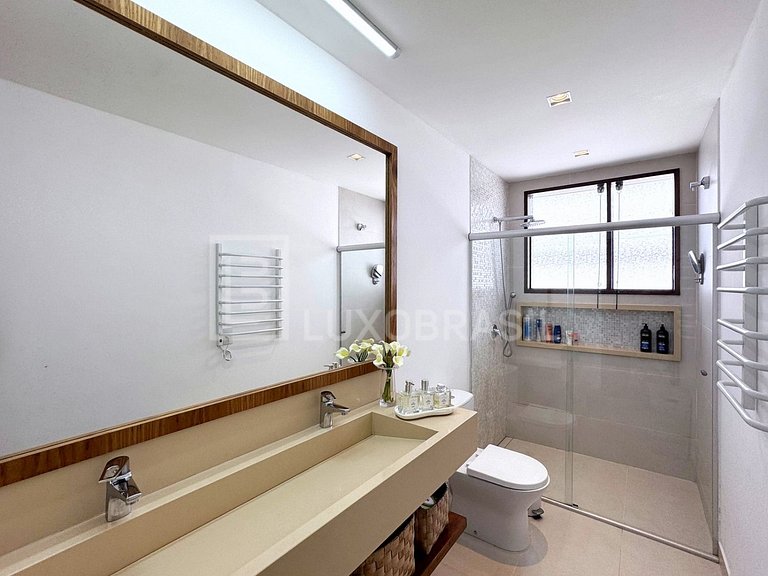 LB - SP11 Villa Guarujá – Fully Equipped Beachfront Home