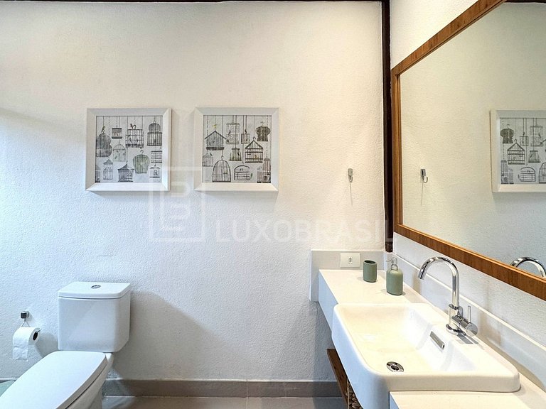 LB - SP11 Villa Guarujá – Fully Equipped Beachfront Home