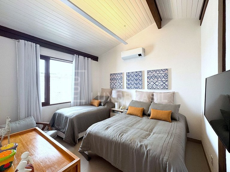 LB - SP11 Villa Guarujá – Fully Equipped Beachfront Home