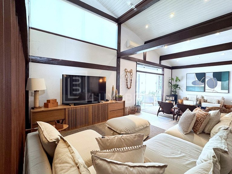 LB - SP11 Villa Guarujá – Fully Equipped Beachfront Home