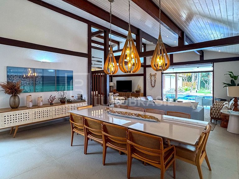 LB - SP11 Villa Guarujá – Fully Equipped Beachfront Home