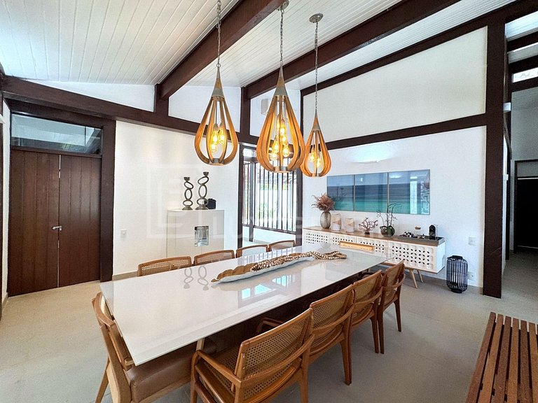 LB - SP11 Villa Guarujá – Fully Equipped Beachfront Home