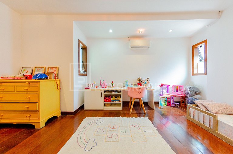 LB - RJ843 Casa con 6 suites en venta en el Condominio Nova