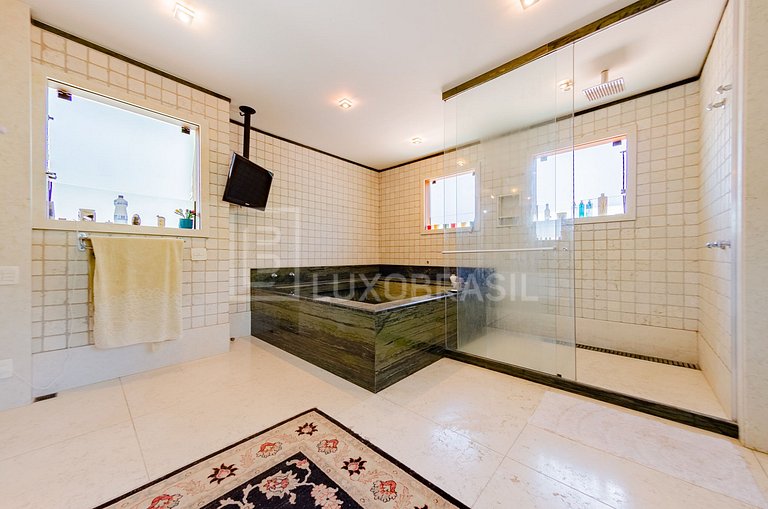 LB - RJ843 Casa com 6 suítes à venda no Condomínio Nova Ipan