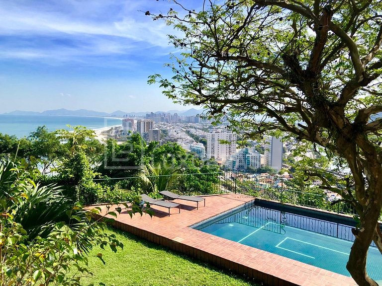 LB - RJ710 Casa espetacular de 900m² no Joá, com vista panor