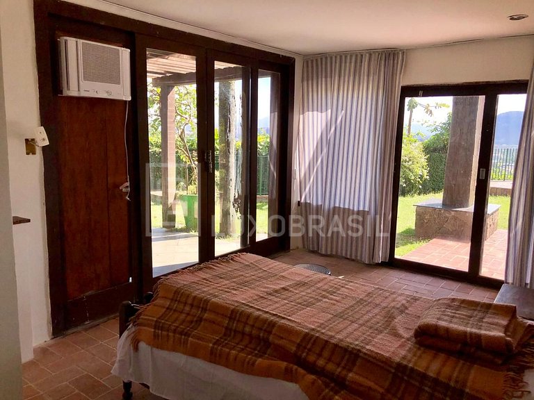 LB - RJ710 Spectacular 900m² Home in Joá with Panoramic Ocea