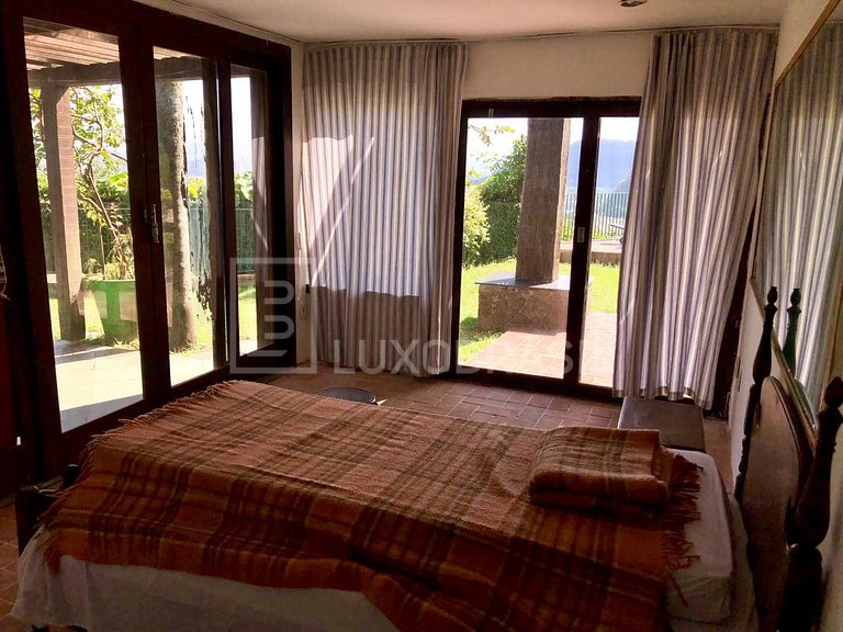 LB - RJ710 Spectacular 900m² Home in Joá with Panoramic Ocea