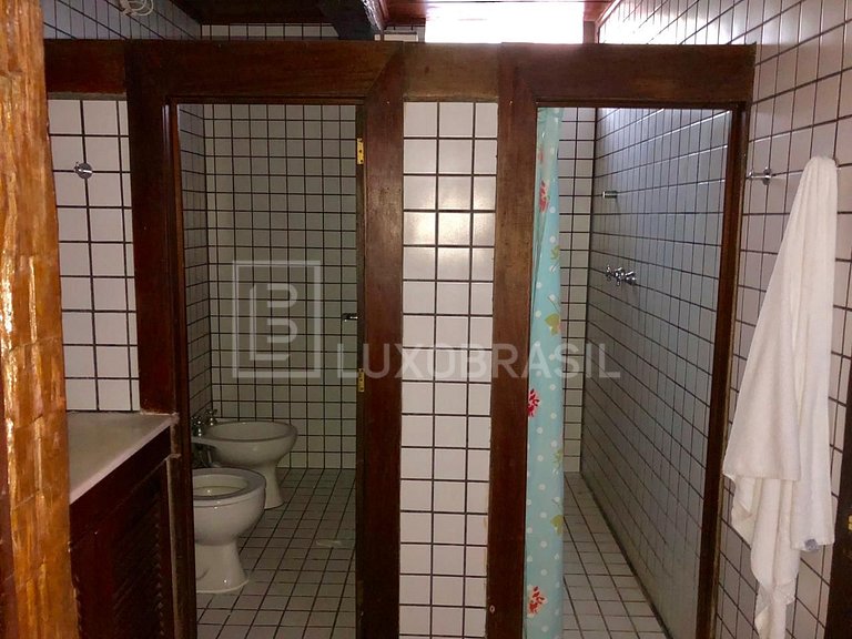 LB - RJ710 Spectacular 900m² Home in Joá with Panoramic Ocea