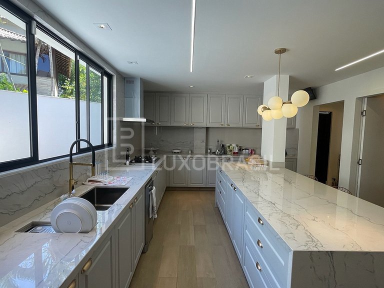 LB - RJ858 Cada Mandala: Luxuosa casa Triplex – 1.000m² de S