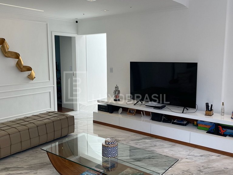 Anúncio de Aluguel – Triplex de Luxo | Condomínio Mandala –