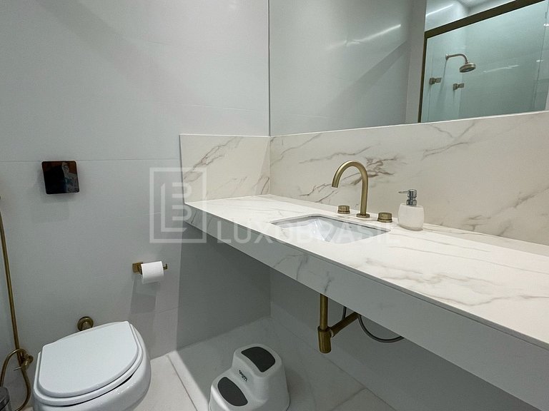 LB - RJ858 Cada Mandala: Luxuosa casa Triplex – 1.000m² de S