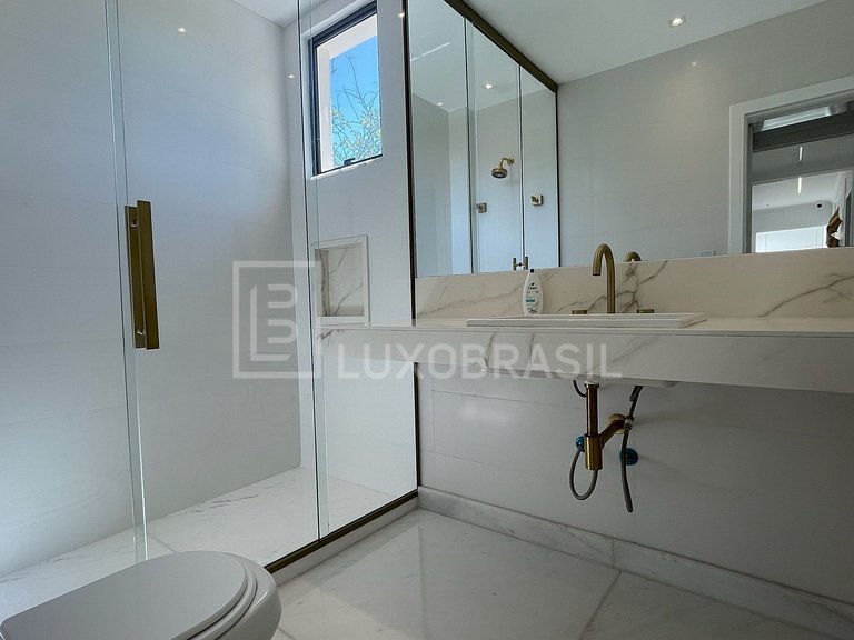 LB - RJ858 Cada Mandala: Luxuosa casa Triplex – 1.000m² de S