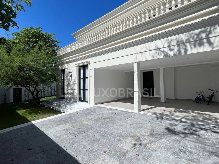 Anúncio de Aluguel – Triplex de Luxo | Condomínio Mandala –