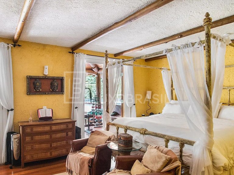 LB - SE16 Mountain Retreat in Corrêas | 5 Suites | Long-Term