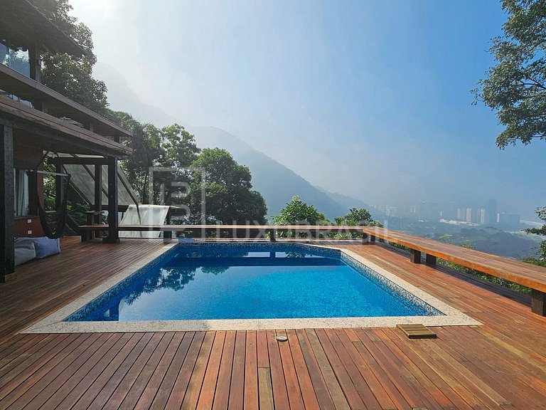 LB - RJ121 Elegance and Nature in Harmony: The Perfect Space