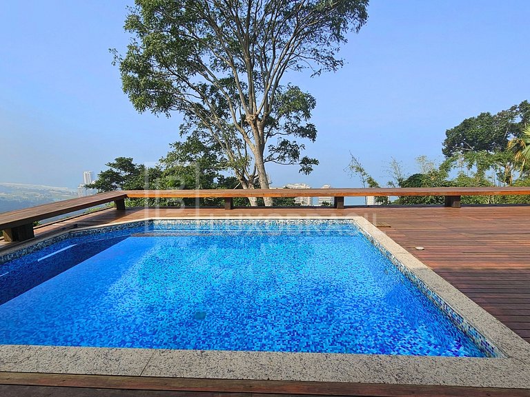 LB - RJ121 Elegance and Nature in Harmony: The Perfect Space