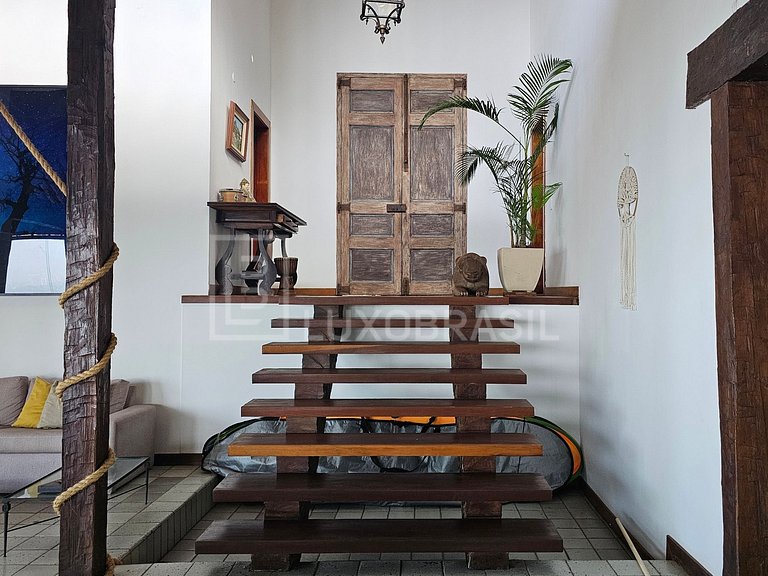 LB - RJ121 Elegance and Nature in Harmony: The Perfect Space