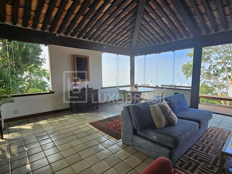 LB - RJ121 Elegância e natureza em harmonia: o espaço ideal