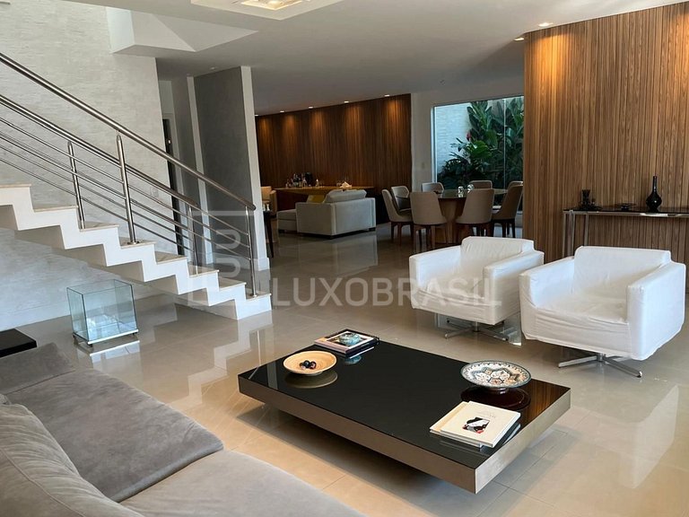 LB - RJ898 Casa com 04 suítes para aluguel e compra, 600 m²