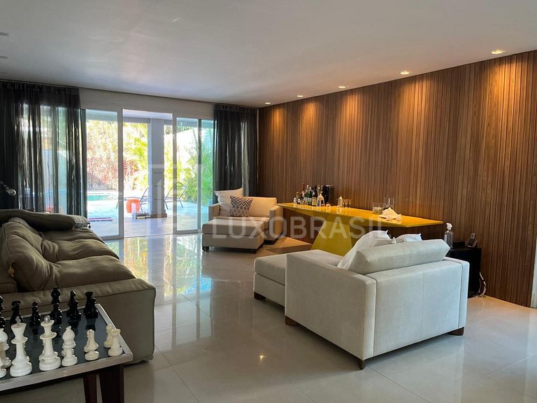 LB - RJ898 Casa com 04 suítes para aluguel e compra, 600 m²