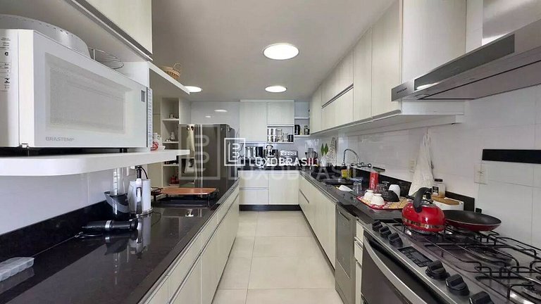 LB - RJ979 Apartamento com 3 quartos, 330 m², aluguel por R$