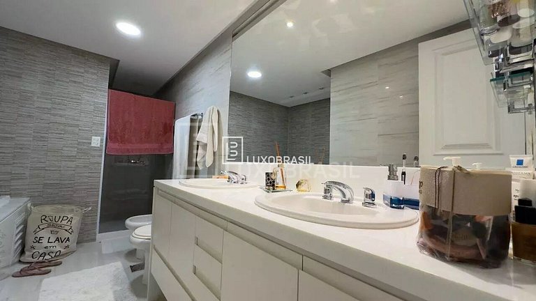 LB - RJ979 Apartamento com 3 quartos, 330 m², aluguel por R$