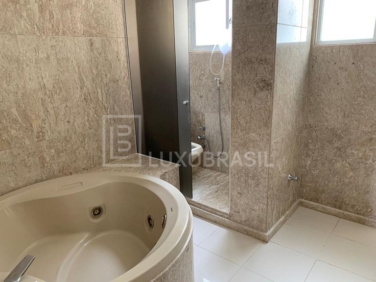 LB - RJ914 Cobertura com 04 quartos para alugar, 465 m² à Ve