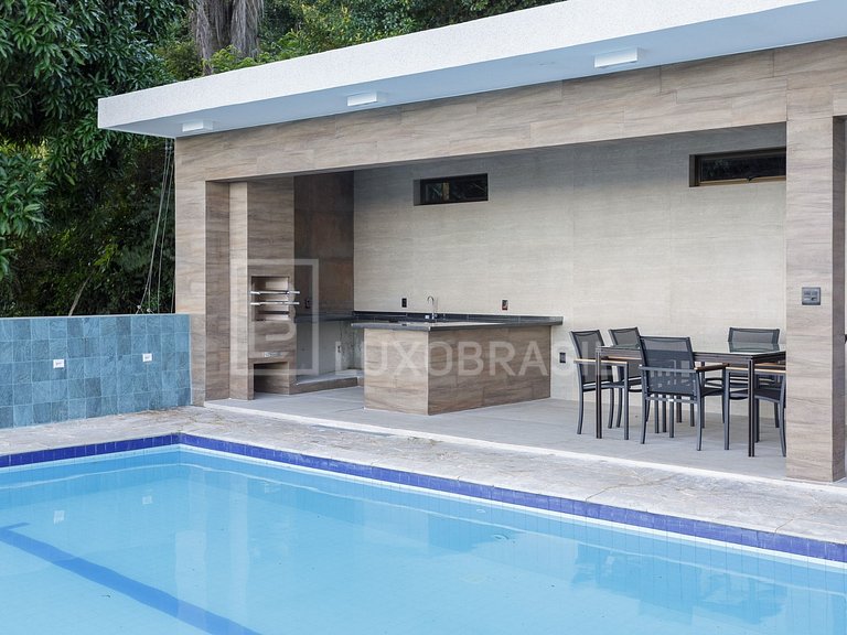 Villa Irvana 04 Suítes em São Conrado