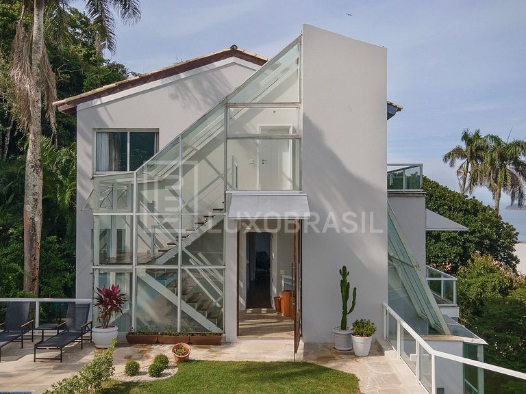 Villa Irvana 04 Suítes em São Conrado