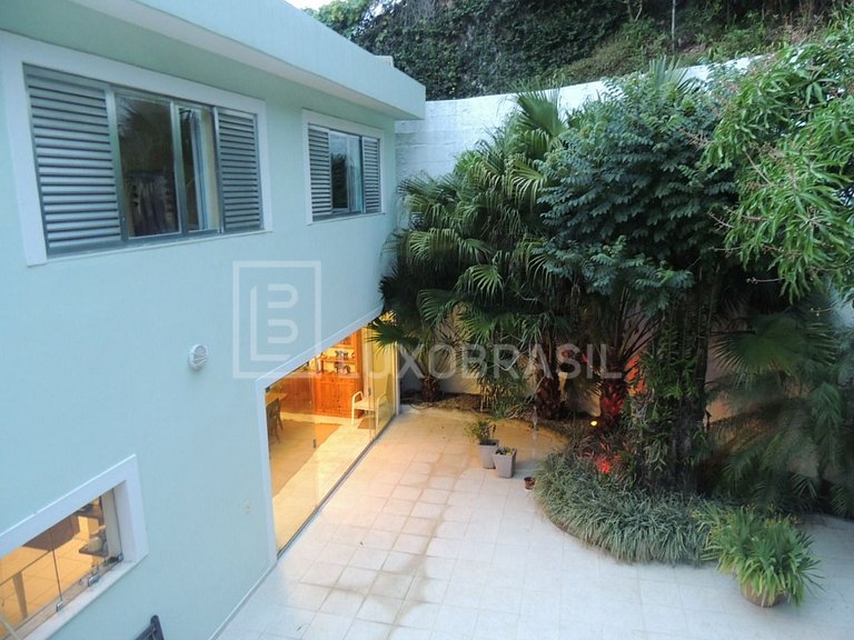 LB - RJ869 Casa com 04 quartos, 600 m² - venda por R$ 9.500.