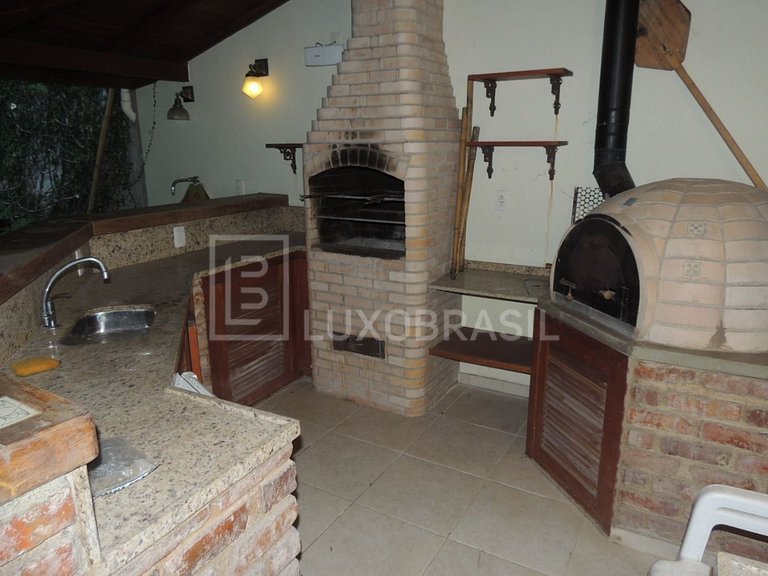 LB - RJ869 Casa com 04 quartos, 600 m² - venda por R$ 9.500.