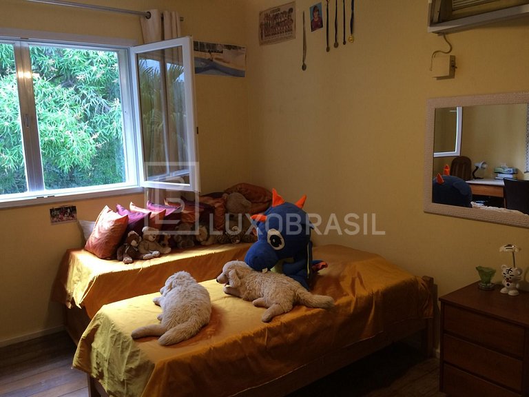 LB - RJ869 Casa com 04 quartos, 600 m² - venda por R$ 9.500.